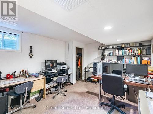 1529 Ballyclare Drive, Mississauga, ON - Indoor Photo Showing Office