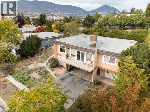 190 DAFOE Place  Penticton, BC V2A 7E6