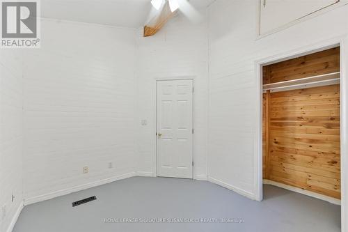 1138 Woodbine Avenue, Toronto, ON - Indoor Photo Showing Other Room