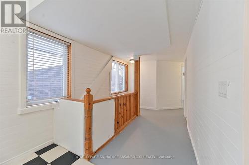 1138 Woodbine Avenue, Toronto, ON - Indoor Photo Showing Other Room