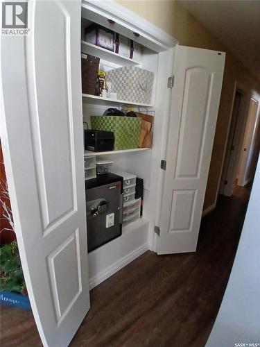 589 Poplar Crescent, Shaunavon, SK - Indoor Photo Showing Other Room