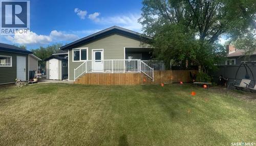589 Poplar Crescent, Shaunavon, SK - Outdoor