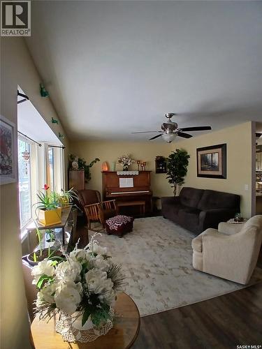 589 Poplar Crescent, Shaunavon, SK - Indoor