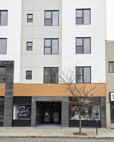 Frontage - 85 Av. Principale, Rouyn-Noranda, QC - 