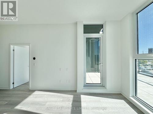 Living - 202 - 1007 The Queensway, Toronto, ON - Indoor Photo Showing Other Room