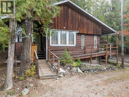 4540 Eagle Bay Road, Eagle Bay, BC 