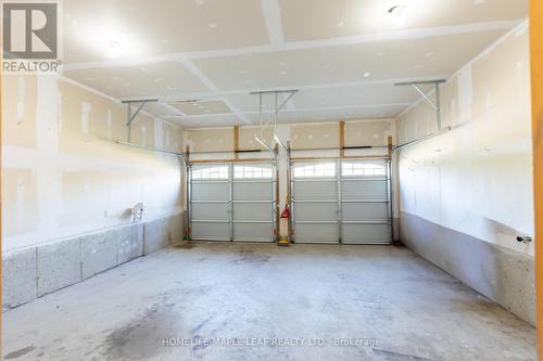 304 Hagan Street E, Southgate, ON - Indoor Photo Showing Garage