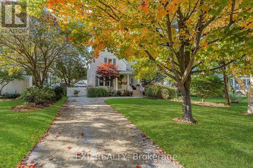 24 ROBINSON STREET S  Grimsby, ON L3M 3C4