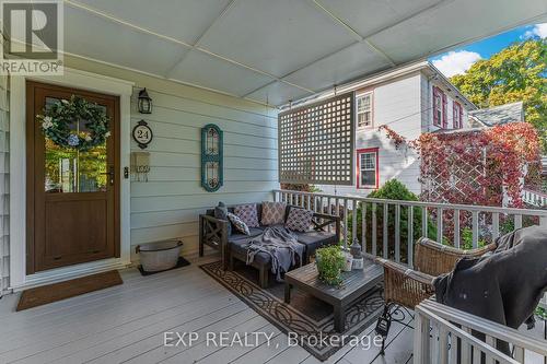 24 Robinson Street S, Grimsby, ON - Outdoor With Exterior