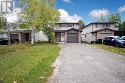 39 CORBETT DRIVE  Barrie, ON L4M 5S9