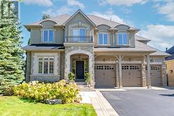 63 NORTH STREET  Whitby, ON L1M 0C6