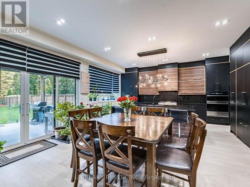 3081 Grenville Drive, Mississauga, ON - Indoor Photo Showing Dining Room
