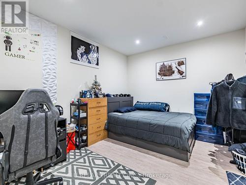 3081 Grenville Drive, Mississauga, ON - Indoor Photo Showing Bedroom