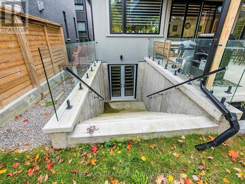 3081 Grenville Drive, Mississauga, ON - Outdoor With Exterior