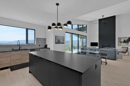 2192 Ryegrass Road, Kelowna, BC - Indoor