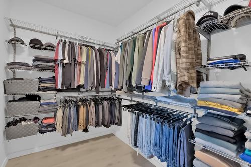 2192 Ryegrass Road, Kelowna, BC - Indoor With Storage