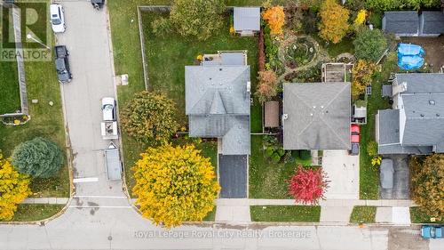 118 Stirling Macgregor Drive, Cambridge, ON - Outdoor