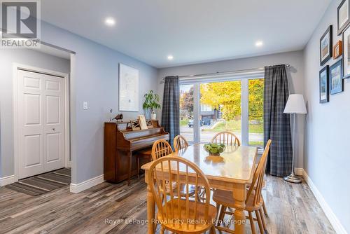 118 Stirling Macgregor Drive, Cambridge, ON - Indoor Photo Showing Dining Room
