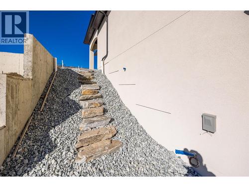 1675 Harbour View Crescent, West Kelowna, BC - Outdoor