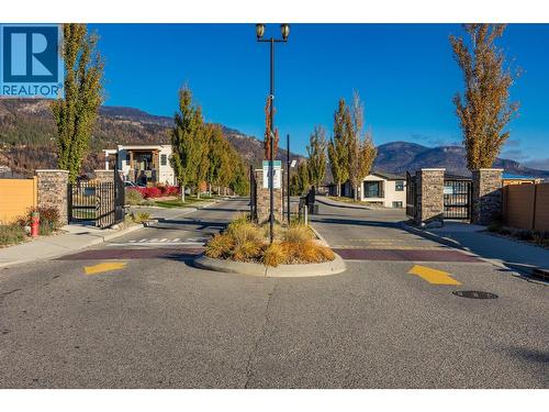 1675 Harbour View Crescent, West Kelowna, BC - Outdoor