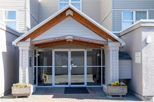 104-9 Adams Rd, Campbell River, BC - Outdoor