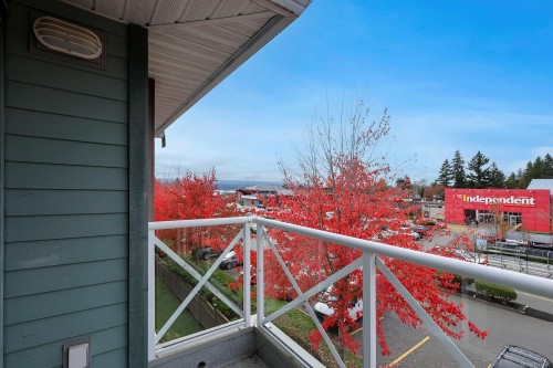 403-1683 Balmoral Ave, Comox, BC - Outdoor With Balcony With Exterior