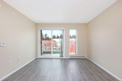 403-1683 Balmoral Ave, Comox, BC - Indoor Photo Showing Other Room