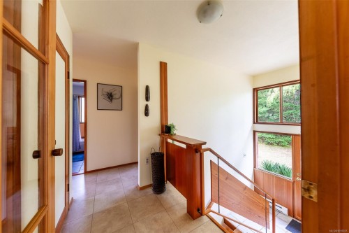 6686 Bell Mckinnon Rd, Duncan, BC 