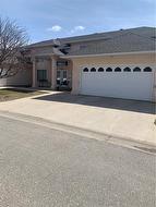 300 Parkdale Place  Brandon, MB R7B 3C9