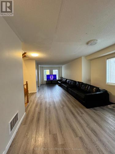 163 Flagstone Way, Newmarket, ON - Indoor