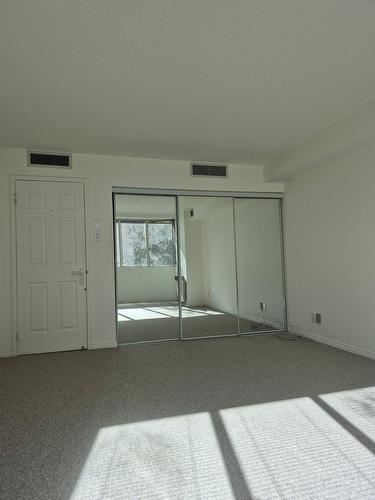 Bedroom - 307-320 Av. Victoria, Saint-Lambert, QC - Indoor Photo Showing Other Room