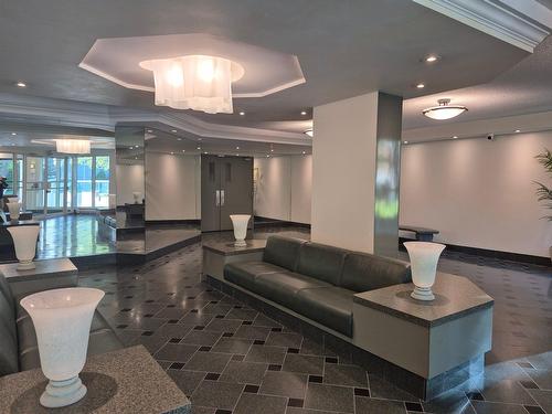 Hall - 307-320 Av. Victoria, Saint-Lambert, QC - Indoor Photo Showing Other Room