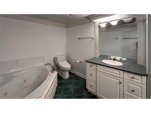 686 Beach Lane, Sarnia, ON 