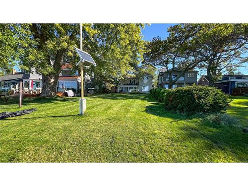 686 Beach Lane, Sarnia, ON 