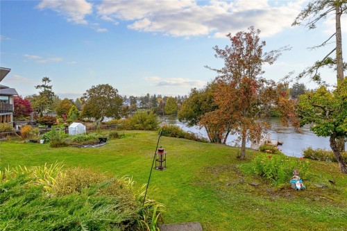 1178 Rhoda Lane, Esquimalt, BC 