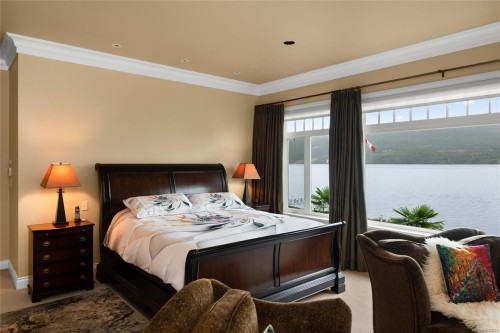 8338 West Saanich Rd, Central Saanich, BC 