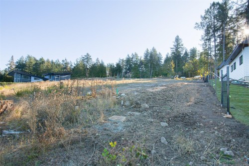 760 Lands End Rd, North Saanich, BC 