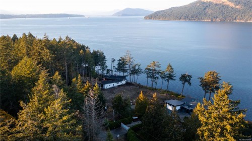 760 Lands End Rd, North Saanich, BC 