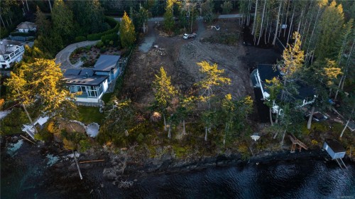 760 Lands End Rd, North Saanich, BC 