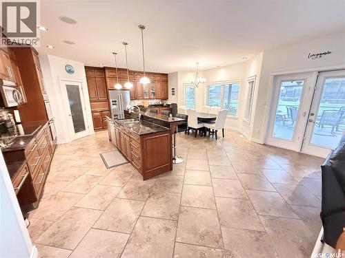 1845 Gordon Miles Place, Weyburn, SK - Indoor