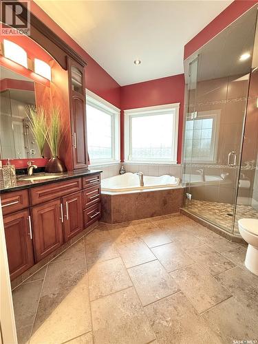 1845 Gordon Miles Place, Weyburn, SK - Indoor Photo Showing Bathroom