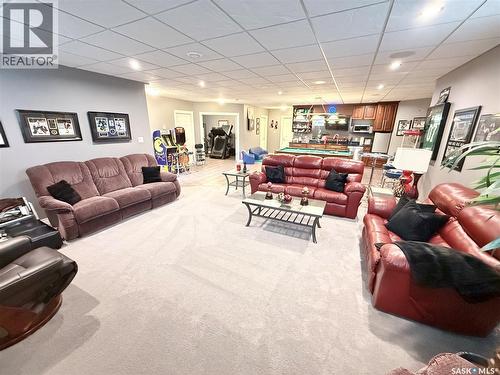 1845 Gordon Miles Place, Weyburn, SK - Indoor