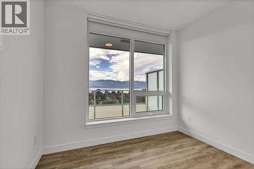 238 Leon Avenue Unit# 1104, Kelowna, BC - Indoor Photo Showing Other Room