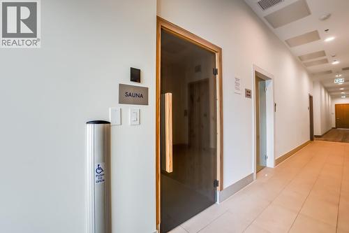 238 Leon Avenue Unit# 1104, Kelowna, BC - Indoor Photo Showing Other Room