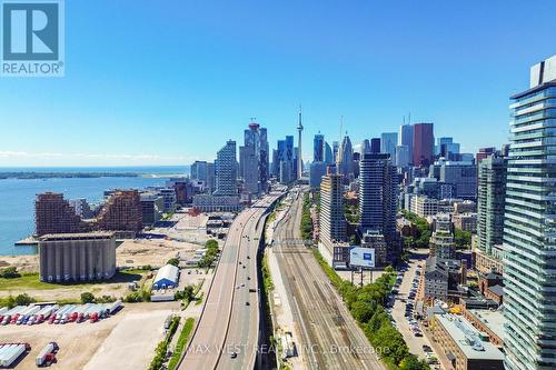 90 Distillery Lane, Toronto, ON 