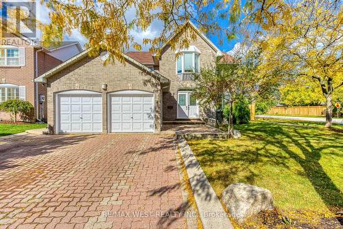 1397 HELEN COURT  Oakville, ON L6L 6J9