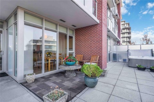 303-83 Saghalie Rd, Victoria, BC - Outdoor With Exterior