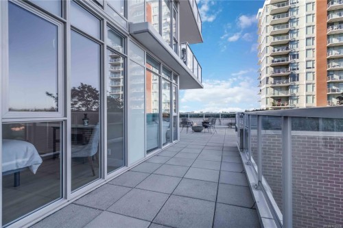 303-83 Saghalie Rd, Victoria, BC - Outdoor With Exterior