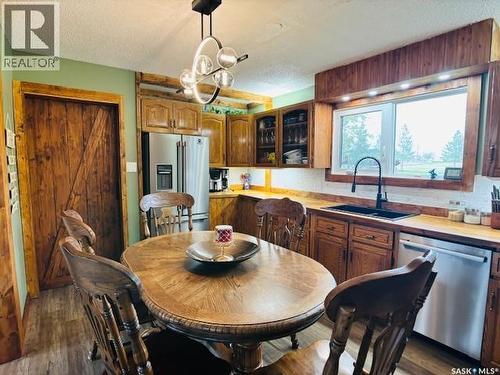 112 Fraser Avenue, Oxbow, SK - Indoor Photo Showing Dining Room