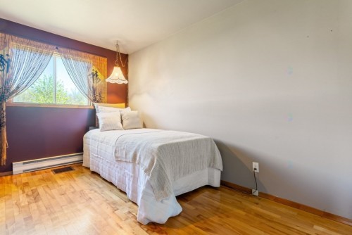 Chambre à coucher principale - 1305 Rue De Montbrun, Boucherville, QC - Indoor Photo Showing Bedroom